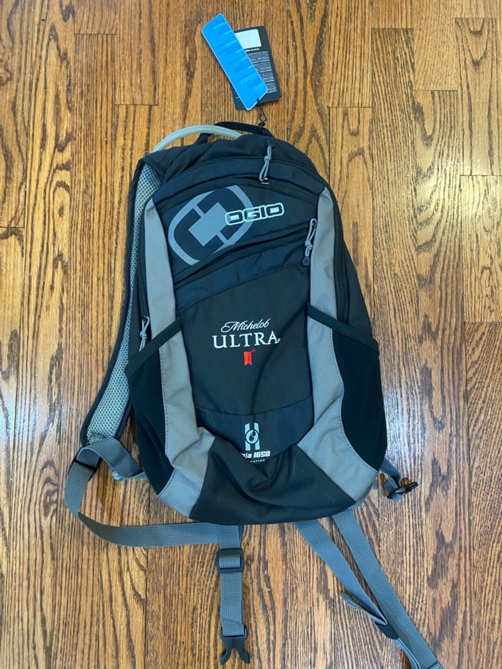OGIO 70 oz Hydrapack Men’s or Women’s Backpack with Michelob Ultra 70 ounces